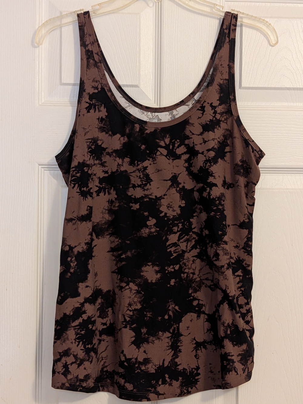 No Boundaries Brown and Black Tie-Dye Scoop Neck Tank NWOT